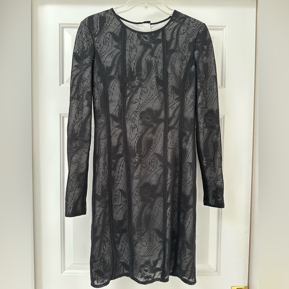 REISS Stunning Bodycon Kitty Lace fitted‎ black dress size 4 - Picture 6 of 8